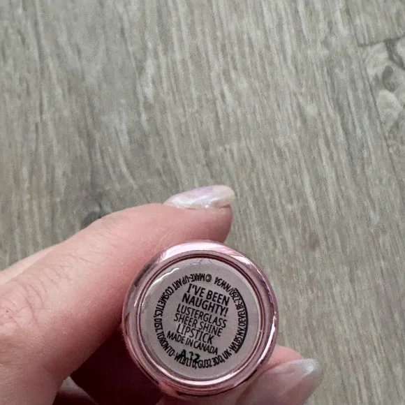 MAC Lipstick - I’ve Been Naughty - Limited Edition - Picture 2 of 3